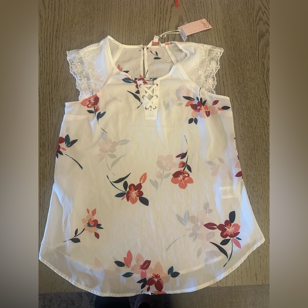 Candies shirt size XS NWT